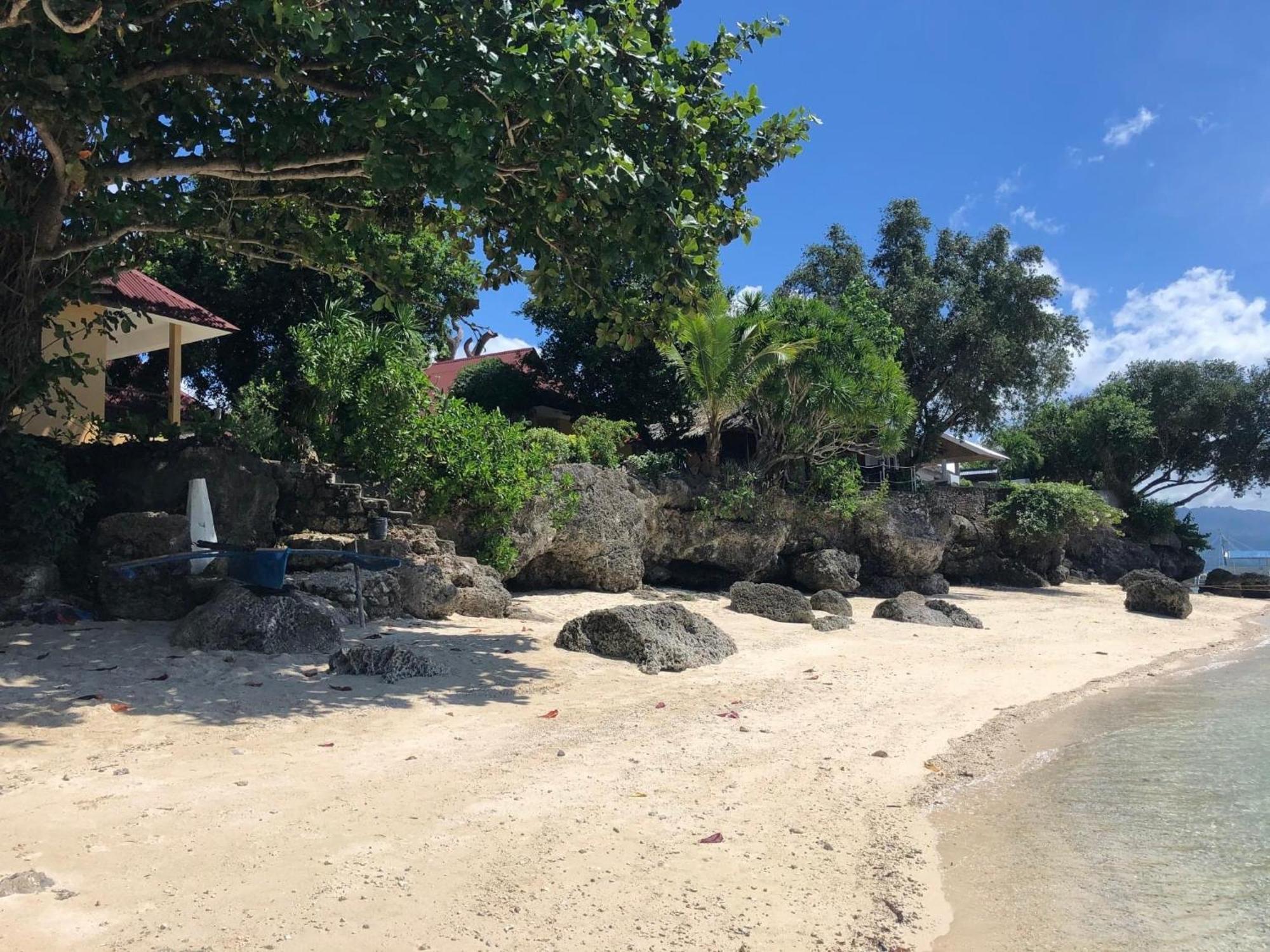 Tipolo Beach Resort Moalboal Kültér fotó